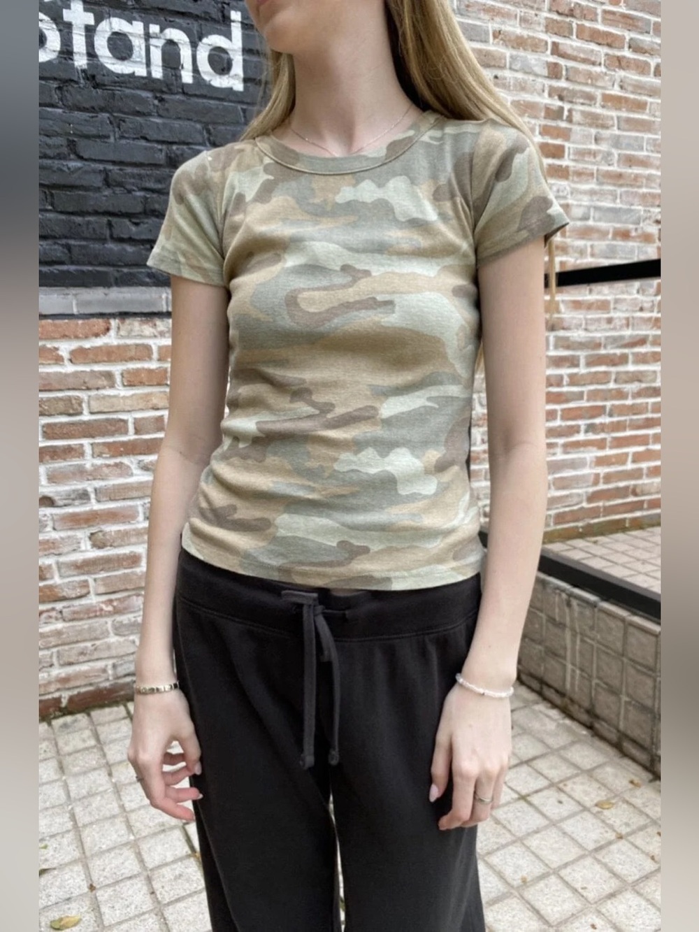 Brandy Melville Classic Camo Short-Sleeve Tee - Green Camo